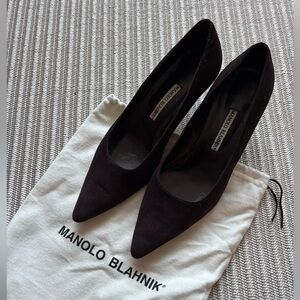 Manolo Blahnik Brown Suede Kitten Heels
